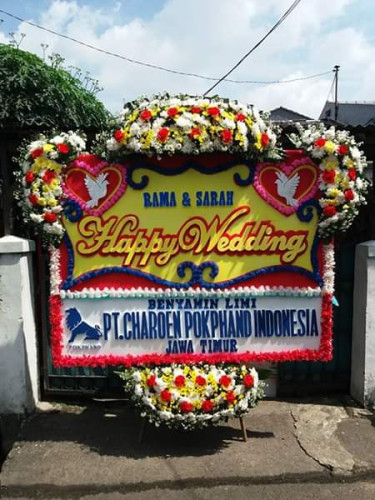 Karangan Bunga Pernikahan  di Musi Banyuasin